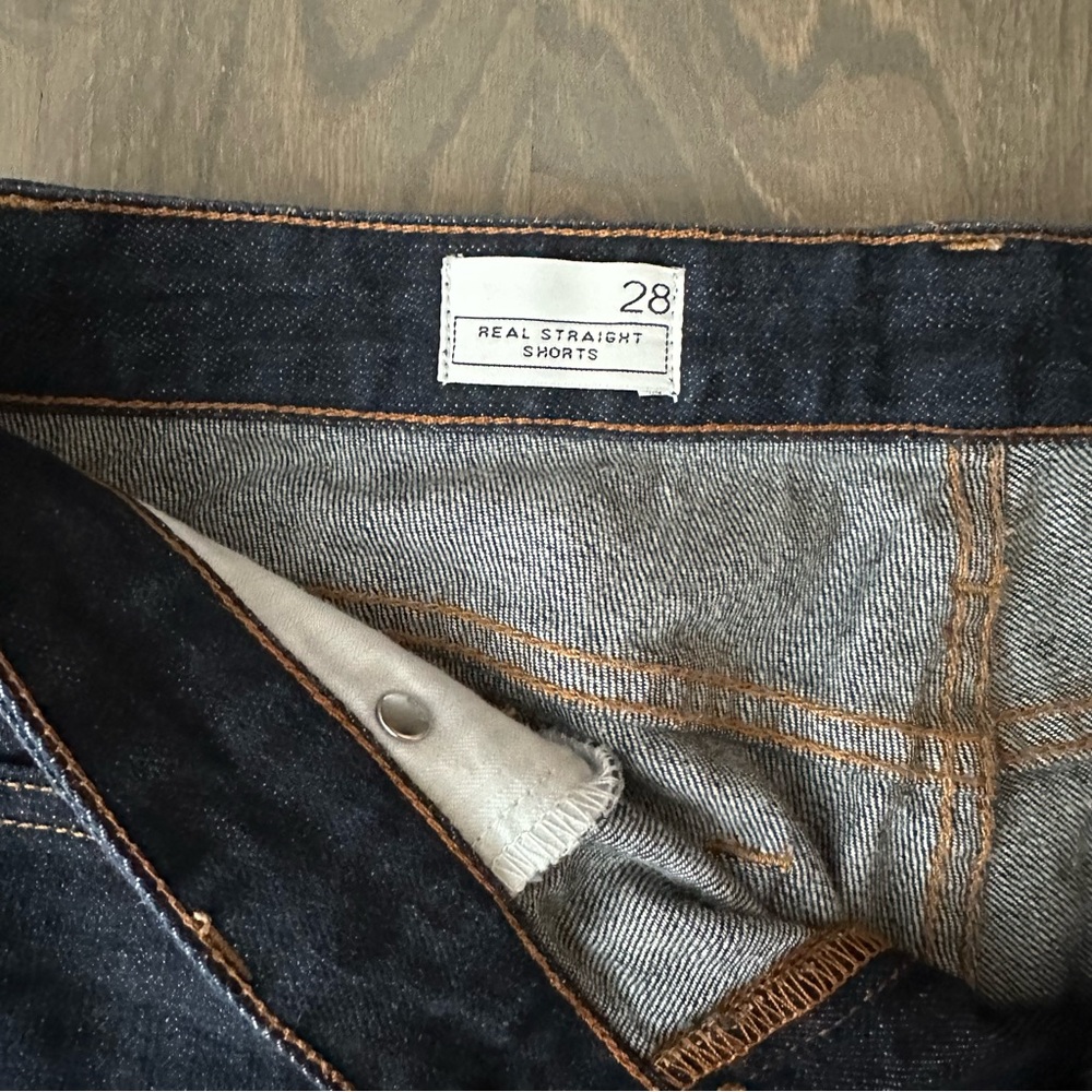 GAP Roll-Cuff Real Straight Denim Shorts - Picture 3 of 6